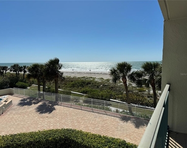 1390 Gulf Boulevard - Photo Thumbnail 12