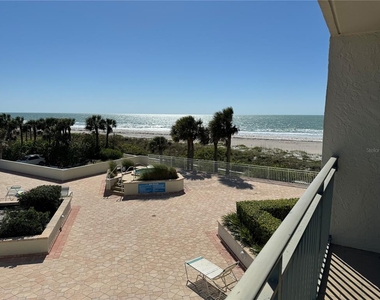 1390 Gulf Boulevard - Photo Thumbnail 8