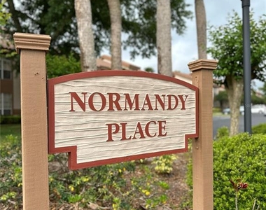 4828 Normandy Place - Photo Thumbnail 2