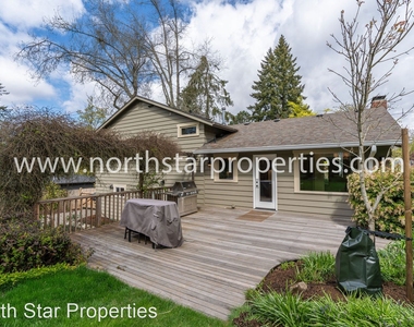 1590 Fernwood - Photo Thumbnail 35