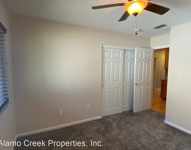 757 Laurelwood Cir. - Photo Thumbnail 26