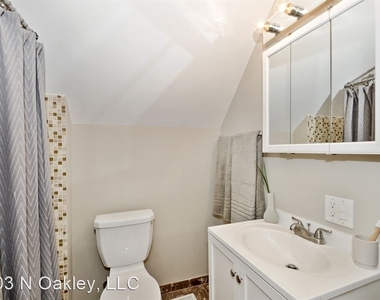 2303 N Oakley - Photo Thumbnail 4