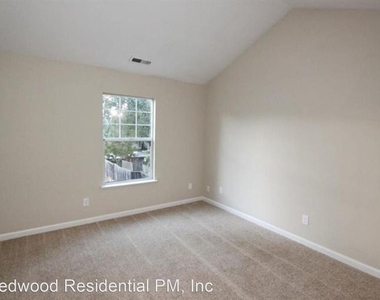 920 Kingwood Street - Photo Thumbnail 10