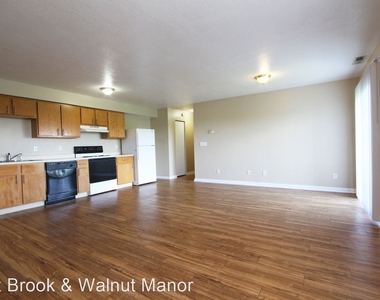 4000 N Walnut St - Photo Thumbnail 11