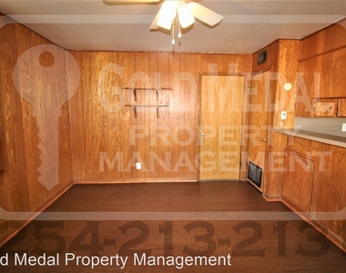 803 Pecan Circle - Photo Thumbnail 1