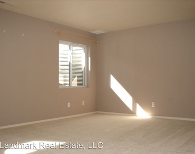 1095 Scarlet Oak Drive - Photo Thumbnail 11