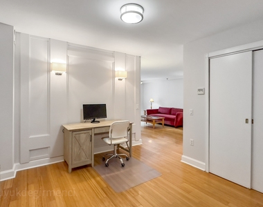 505 West 47th Street - Photo Thumbnail 7