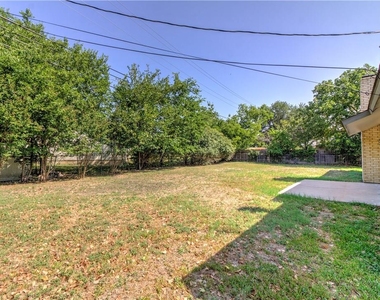 803 River Bend Dr - Photo Thumbnail 27