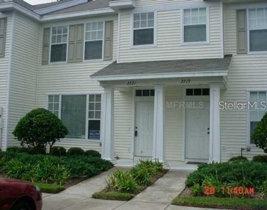 2221 Golden Oak Lane - Photo Thumbnail 1