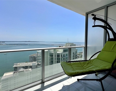 1300 Brickell Bay Dr - Photo Thumbnail 20