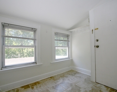 205 Hillside Ave - Photo Thumbnail 27