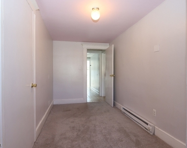 205 Hillside Ave - Photo Thumbnail 14