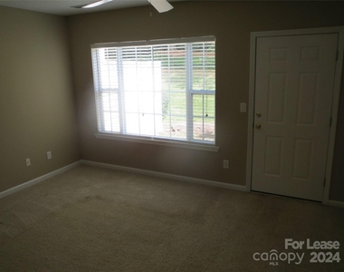 3622 Melrose Cottage Drive - Photo Thumbnail 6