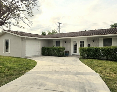 1199 W Camino Real - Photo Thumbnail 0