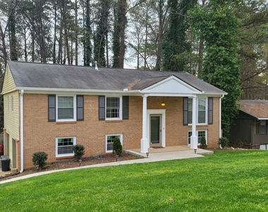 117 Azalea Drive - Photo Thumbnail 1