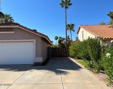 3519 E Oraibi Drive - Photo Thumbnail 17