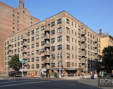 West 15th Street - Photo Thumbnail 1