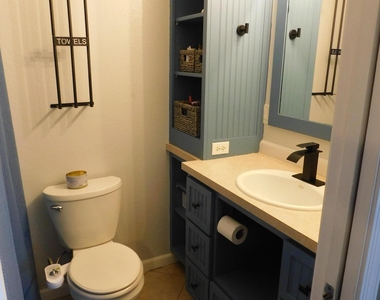 3561 W Galveston Street - Photo Thumbnail 5