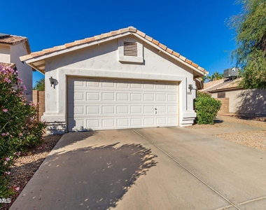 4326 E Rosemonte Drive - Photo Thumbnail 6