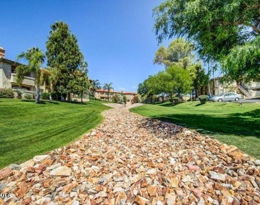 10410 N Cave Creek Road - Photo Thumbnail 27