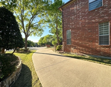 3700 Landmark Drive - Photo Thumbnail 6