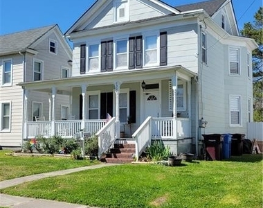 1324 Jackson Avenue - Photo Thumbnail 1