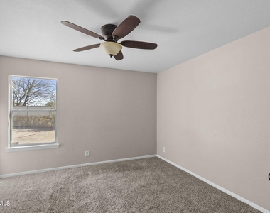 12425 Red Sun Drive - Photo Thumbnail 12