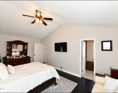 5060 Silver Sands Avenue - Photo Thumbnail 22