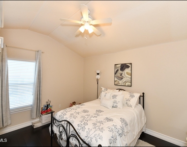 5060 Silver Sands Avenue - Photo Thumbnail 27