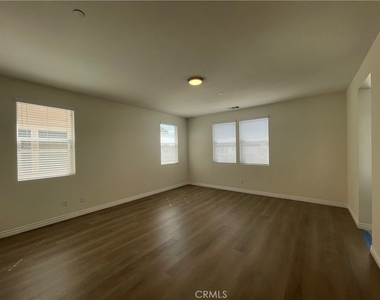 4808 S Apricot Way - Photo Thumbnail 11