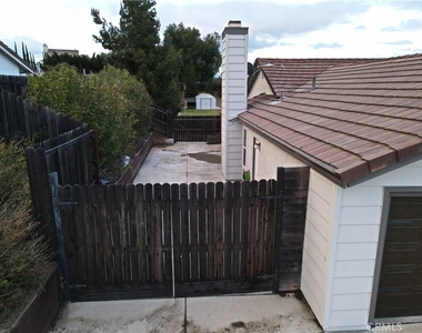 41556 Zinfandel Avenue - Photo Thumbnail 14