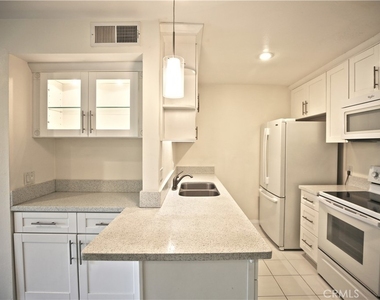 1209 Raintree Circle - Photo Thumbnail 7