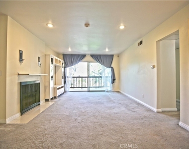 1209 Raintree Circle - Photo Thumbnail 4