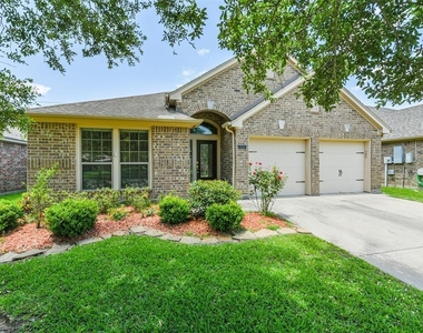 3120 Crystal Cascade Lane - Photo Thumbnail 0