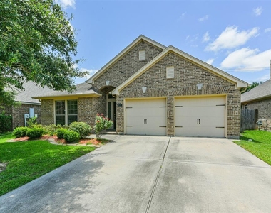 3120 Crystal Cascade Lane - Photo Thumbnail 2