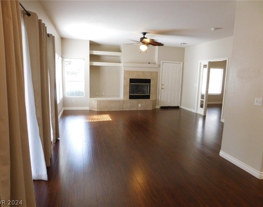 830 Cozette Court - Photo Thumbnail 8