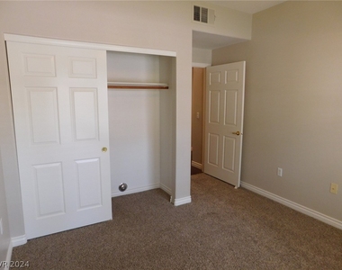 830 Cozette Court - Photo Thumbnail 13