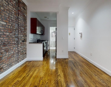 307 Mott Street - Photo Thumbnail 2