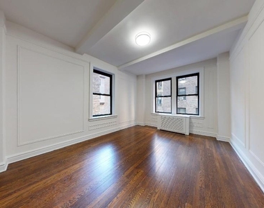 25 West 68th Street - Photo Thumbnail 0