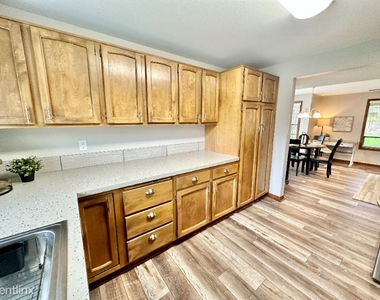 12245 Sw Ann Court Unit 1 - Photo Thumbnail 6