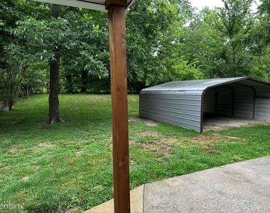 812 West Rodney - Photo Thumbnail 12