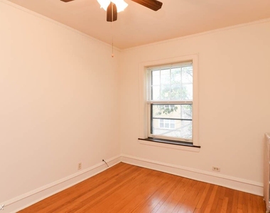 2848 W. Cullom, Unit 5 - Photo Thumbnail 14