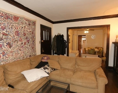 849 W. Fletcher, Unit 4 - Photo Thumbnail 12