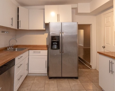 3511 W. Dickens, Unit 4 - Photo Thumbnail 2