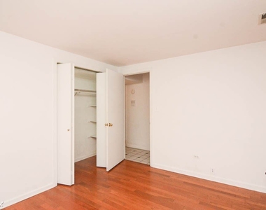 849 W. Fletcher, Unit Ahc - Photo Thumbnail 12