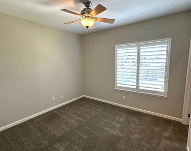 900 S Meadows Pkwy Apt 4421 - Photo Thumbnail 19