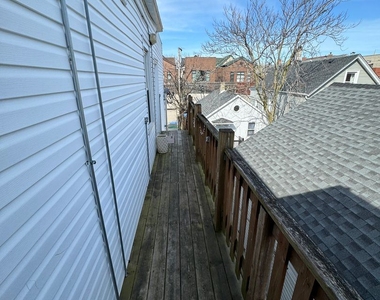 2642 North Marshfield Avenue - Photo Thumbnail 7