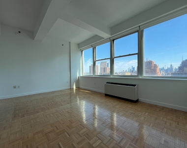 50 Murray Street - Photo Thumbnail 2