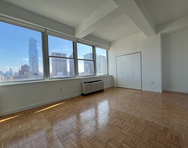 50 Murray Street - Photo Thumbnail 1