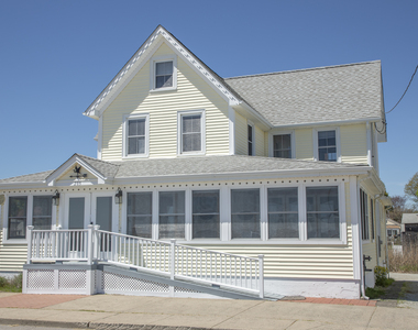 283 Seaside Avenue - Photo Thumbnail 0